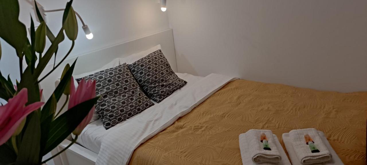 Be My Guest- Fontany Luxury Apartment Metro Wi-Fi Free Parking Zone Warsaw Exterior photo